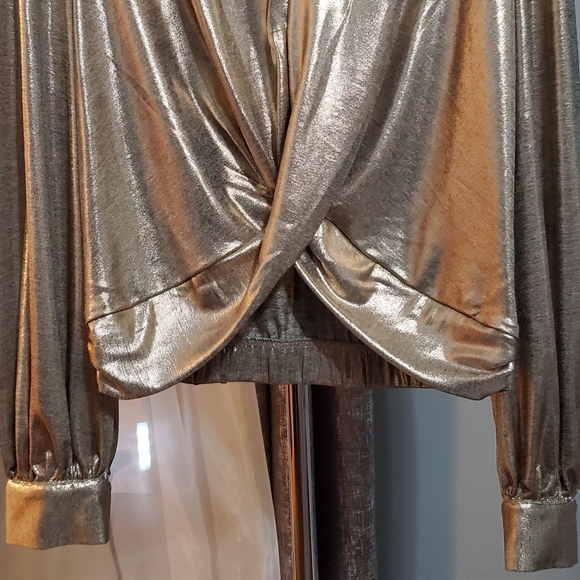 New York & Company top size M - Picture 3 of 3